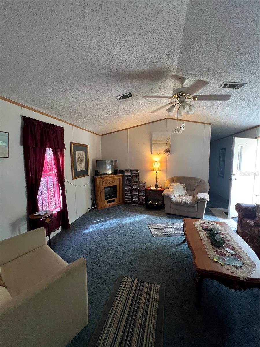 FT WHITE - Residential