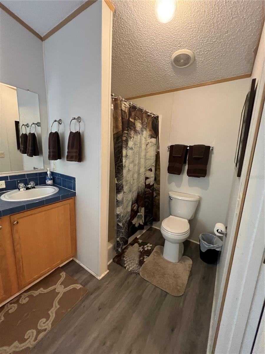 FT WHITE - Residential