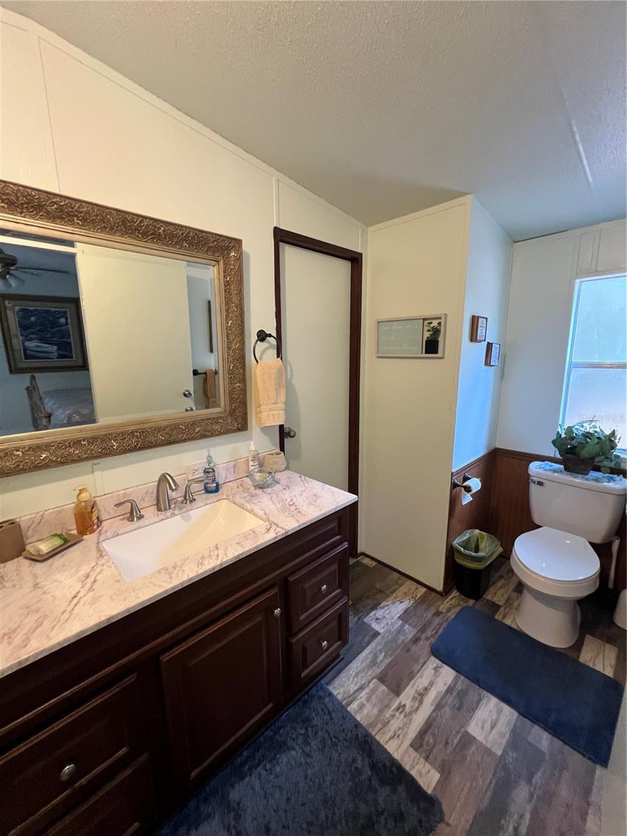 FT WHITE - Residential