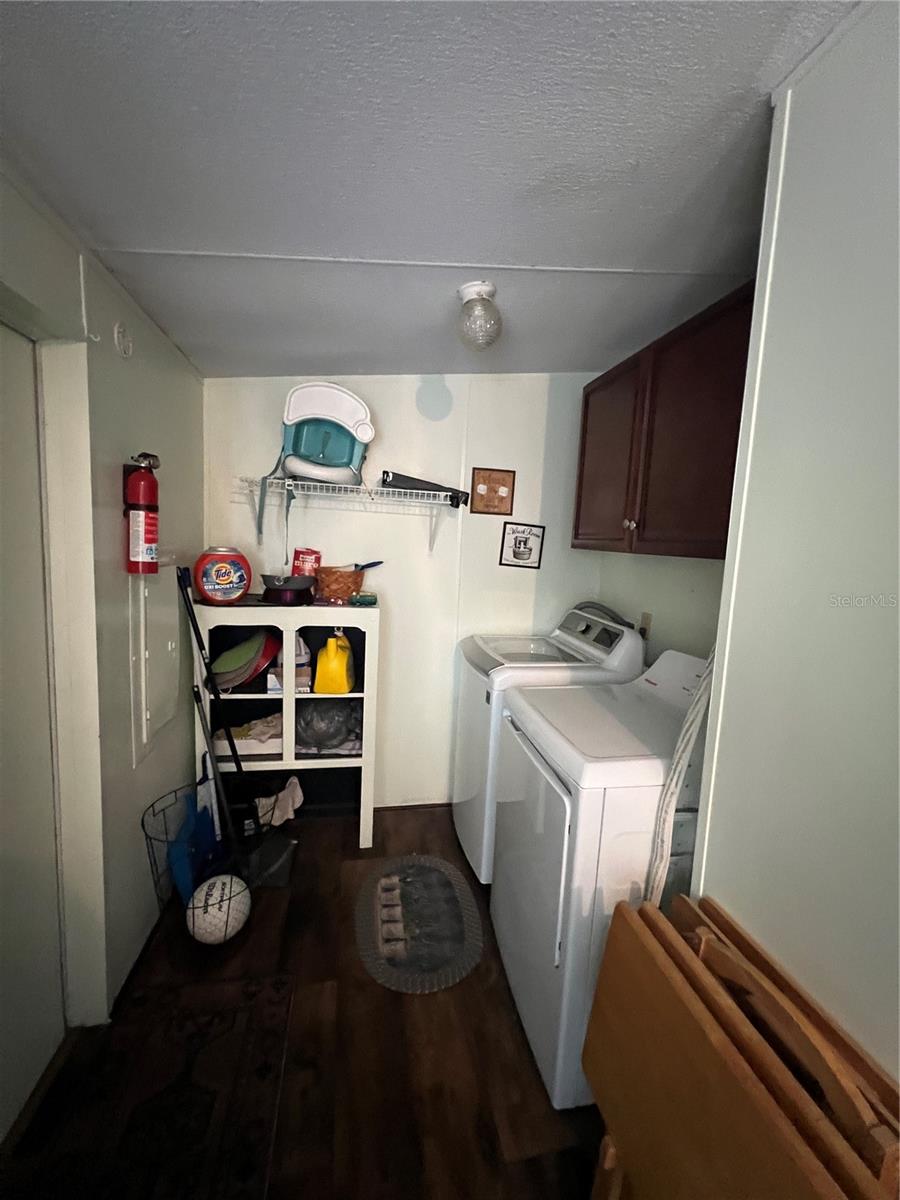 FT WHITE - Residential