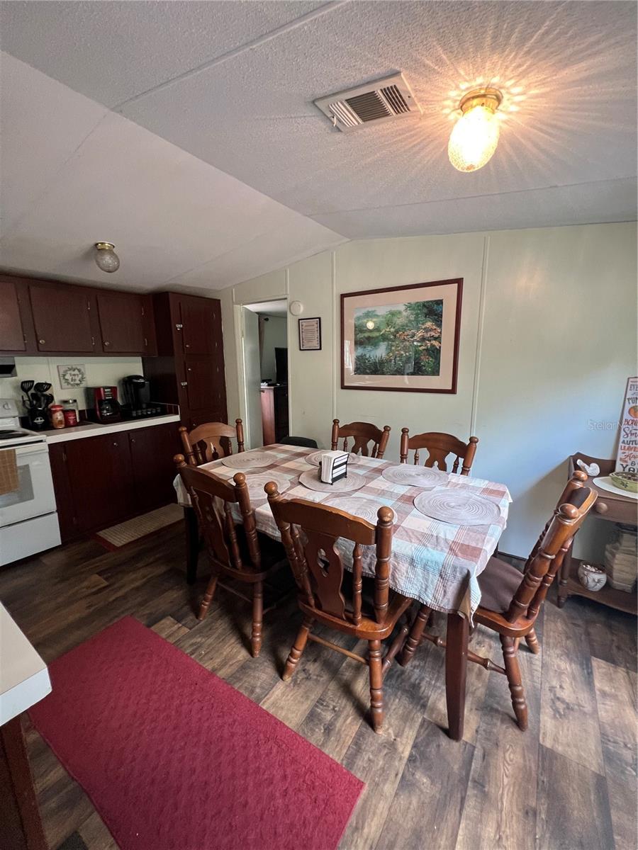 FT WHITE - Residential