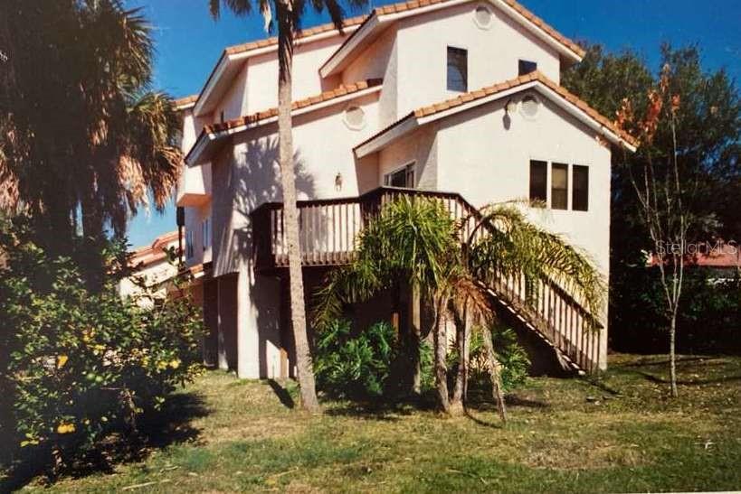 1622 BAY POINT COURT