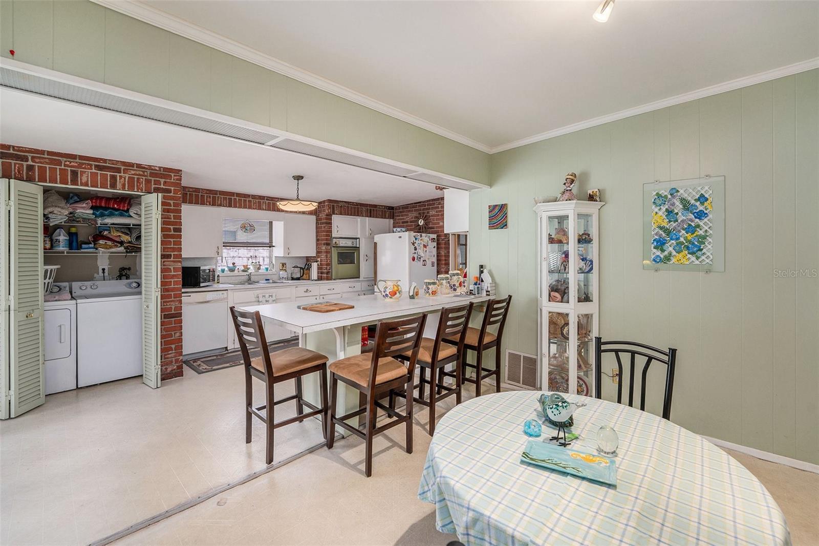 5250 12TH STREET N