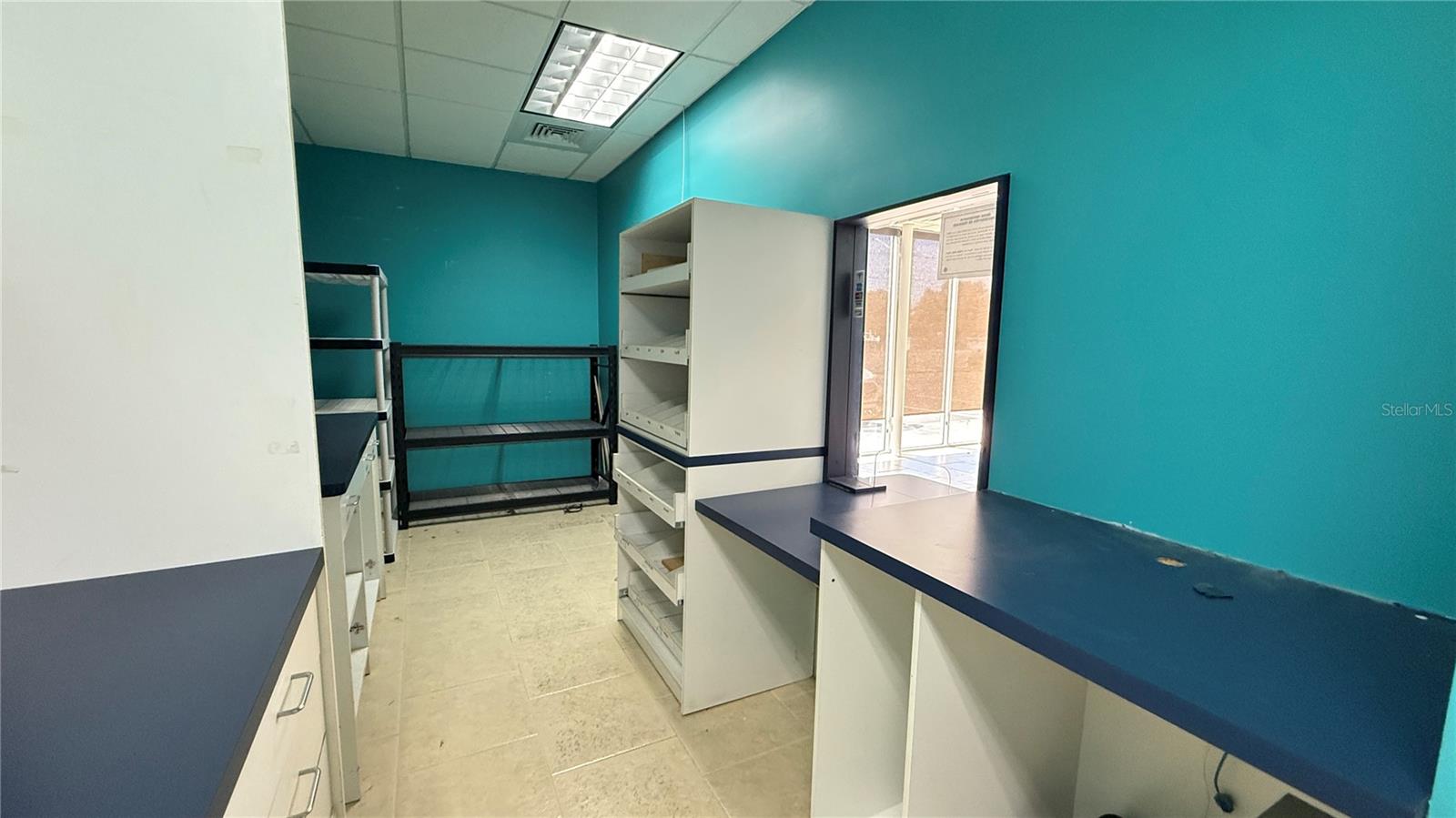 SEA CREST SHOPPING CENTER - Commercial Lease