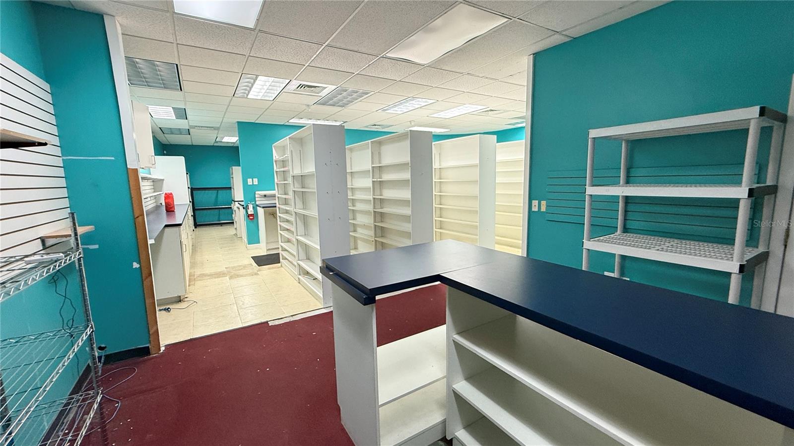 SEA CREST SHOPPING CENTER - Commercial Lease