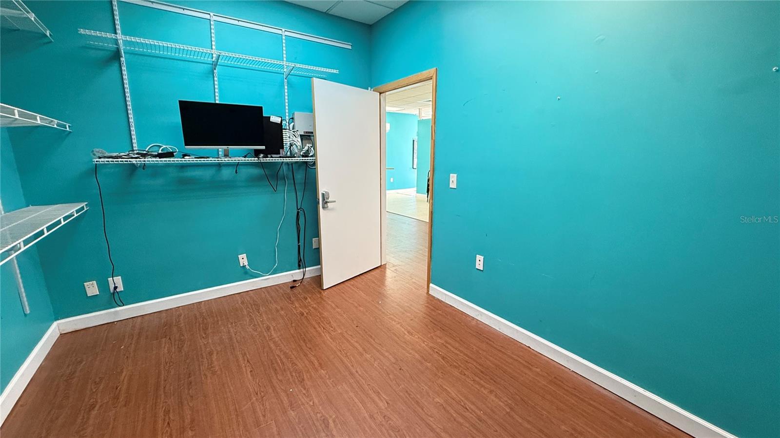 SEA CREST SHOPPING CENTER - Commercial Lease