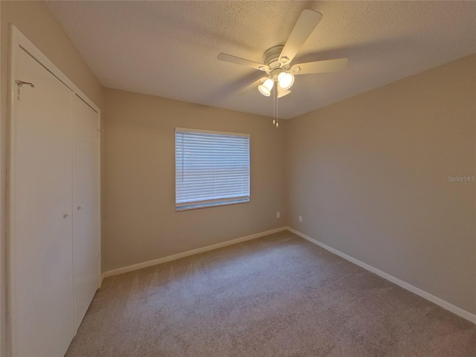 THE GROVES NORTH - Residential Lease