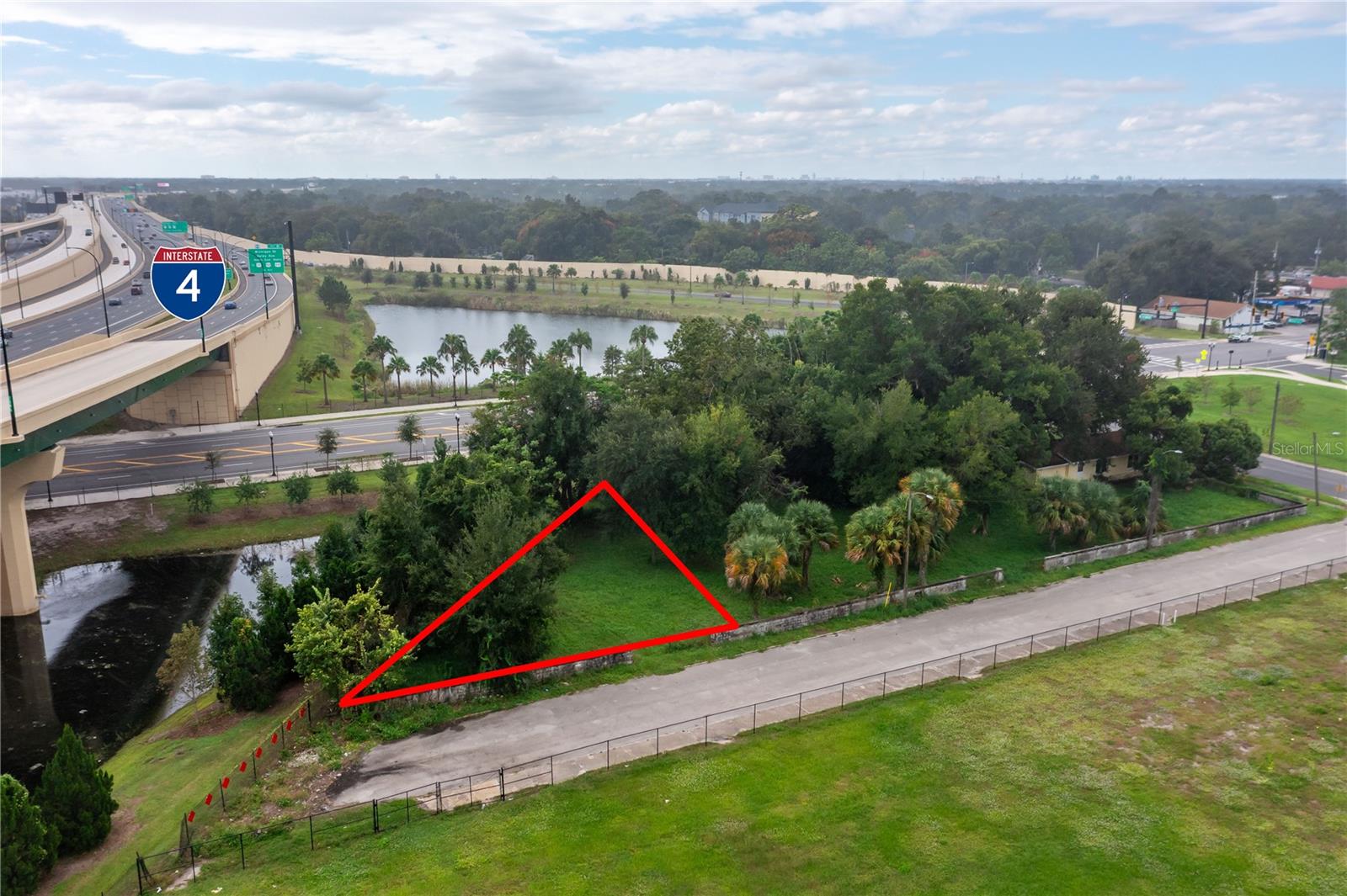 Prime Lot for Duplex Construction in the Heart of Orlando
Excellent investment opportunity located in the Parramore Heritage District, just minutes from Downtown Orlando, UCF Downtown, Valencia College, and Camping World Stadium. The property offers 3,376 sq. ft. (0.0775 acres) and is zoned R-3B/T/PH, allowing for low-density multifamily development such as a duplex or attached townhomes.
The proposed project features two units of 1,260 sq. ft. each, with 3 bedrooms, 2 bathrooms, private parking, and a front porch x residence. The design meets all zoning and historic overlay requirements, making it an attractive and profitable build for resale or long-term rental.
Key highlights:
• Prime location with quick access to I-4, SR 408, and Orange Blossom Trail.
• High rental demand due to proximity to universities, offices, and entertainment districts.
• Flexible zoning and increasing property values in a fast-revitalizing neighborhood.
544 Murphy St is the perfect opportunity for investors or builders seeking a modern residential project in one of Orlando’s most dynamic growth areas.