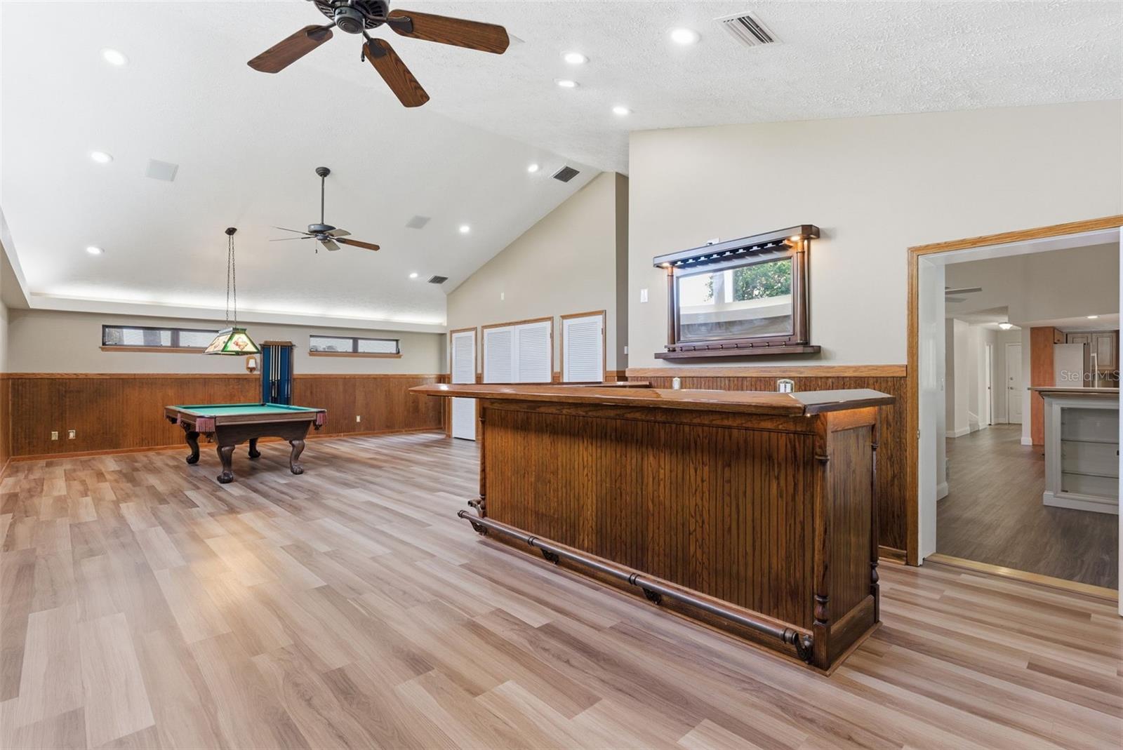 SUGARLOAF RIDGE - Residential