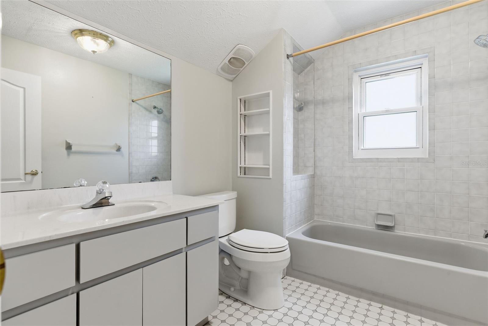 SUGARLOAF RIDGE - Residential