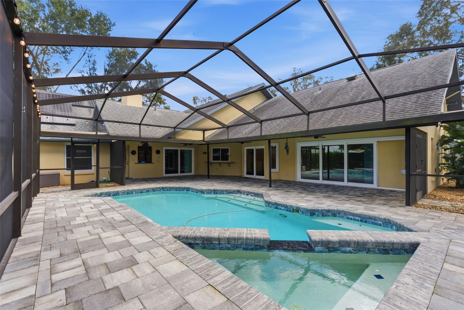 SUGARLOAF RIDGE - Residential