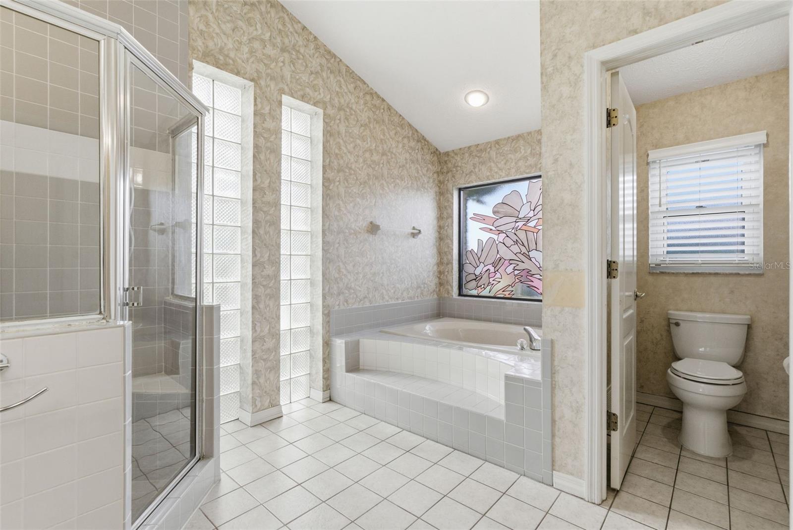 SUGARLOAF RIDGE - Residential