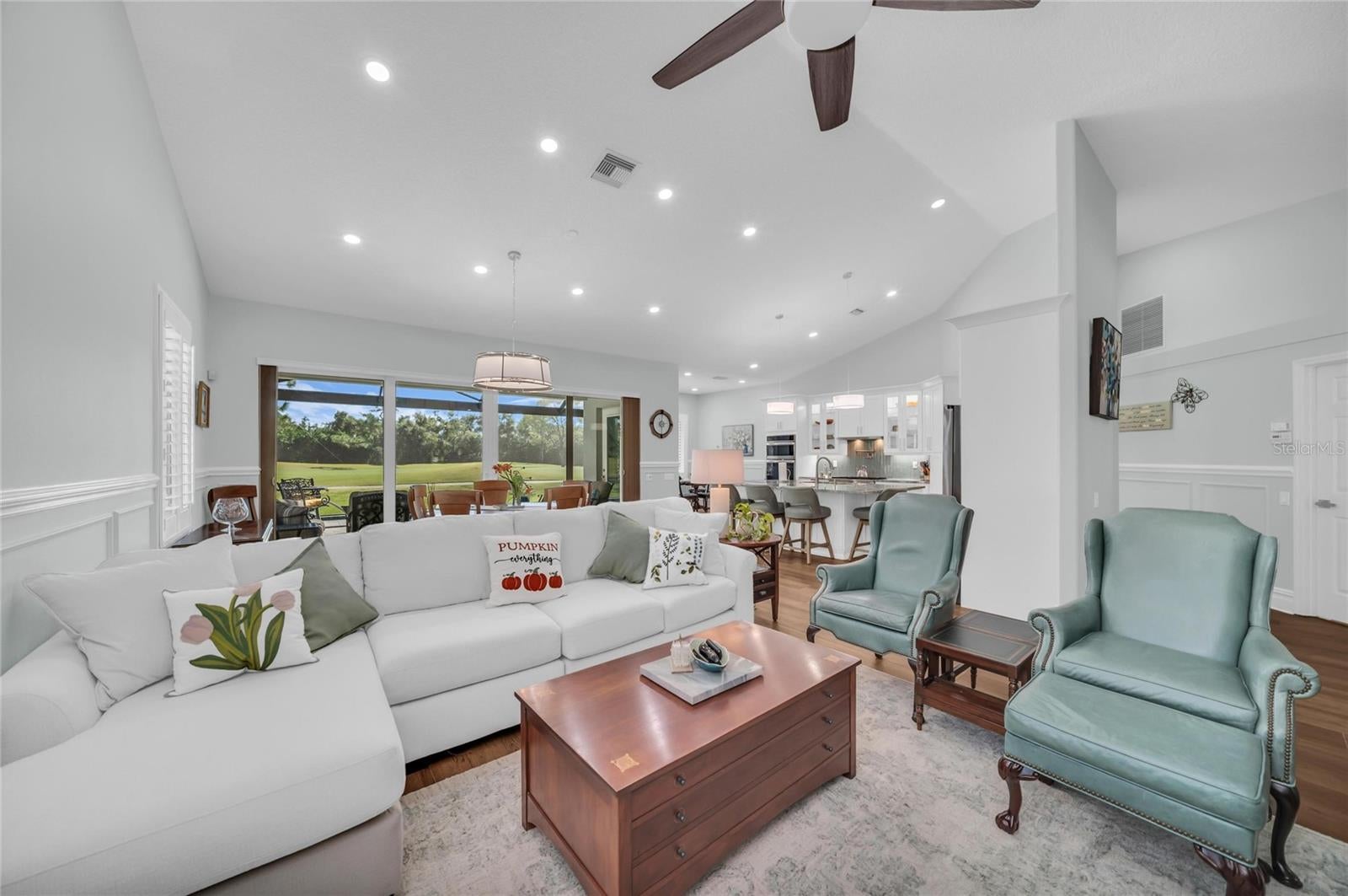 8722 54TH AVENUE E, BRADENTON, FL, 34211 4 8722 54TH AVENUE E