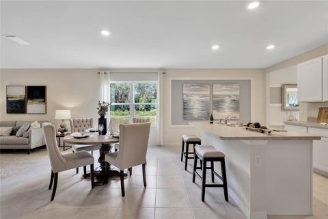 A home in DELAND