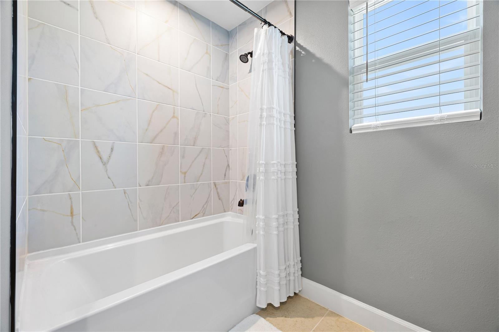 MERIDIAN PARKS - Residential