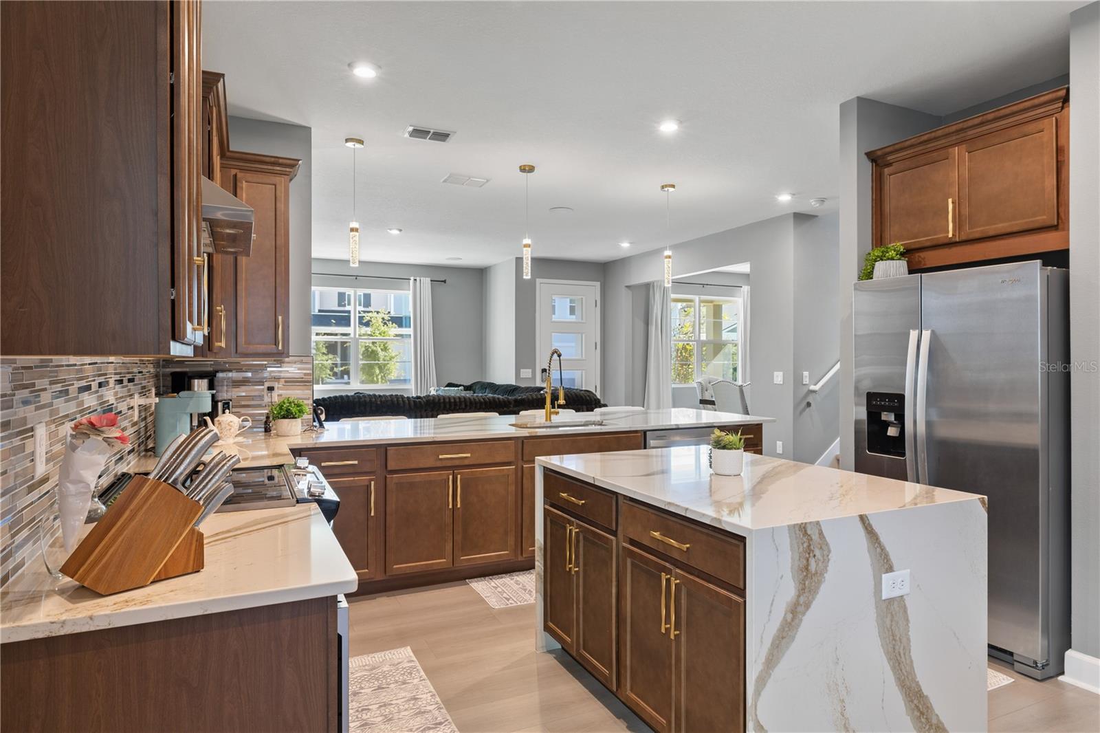 MERIDIAN PARKS - Residential