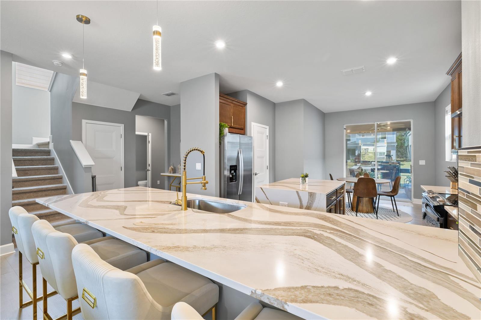 MERIDIAN PARKS - Residential