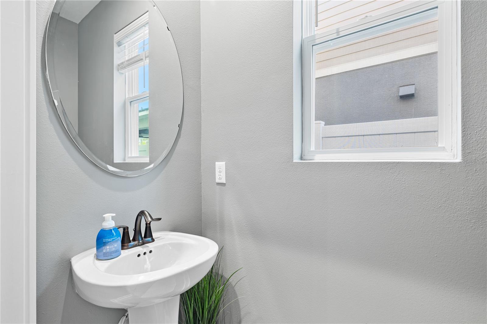 MERIDIAN PARKS - Residential