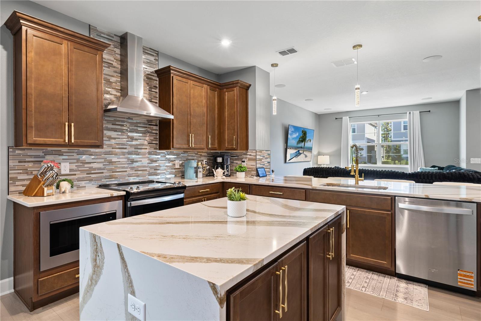 MERIDIAN PARKS - Residential