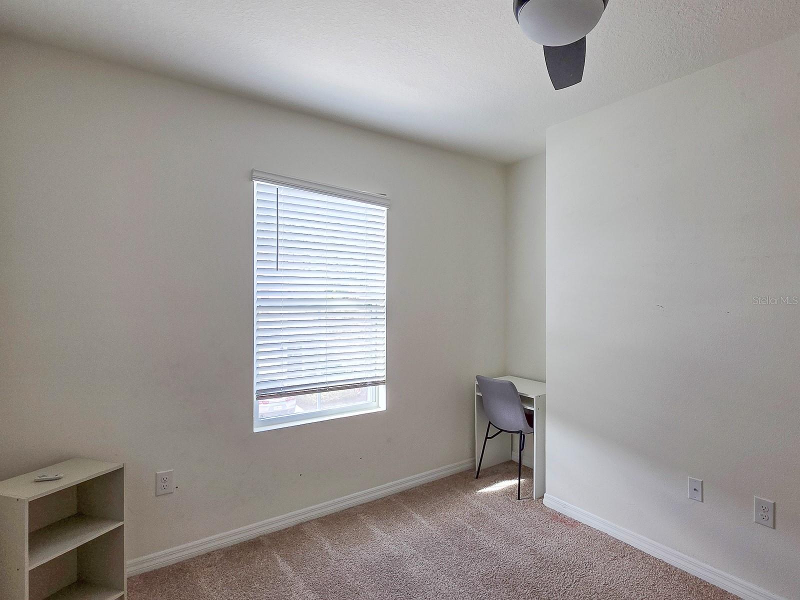 BELLA OAKS - Residential