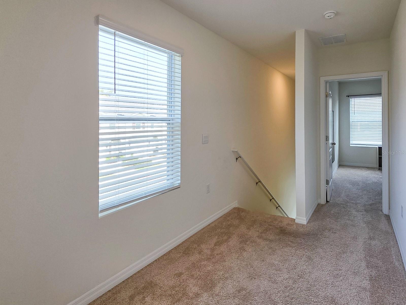 BELLA OAKS - Residential