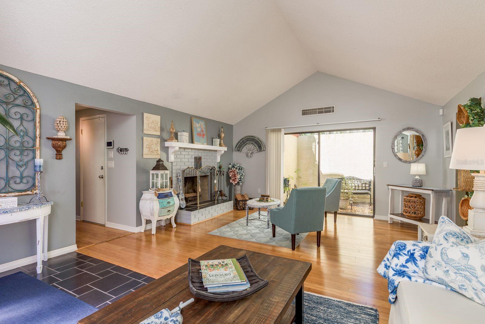 BEACON WOODS CIDER MILL - Residential