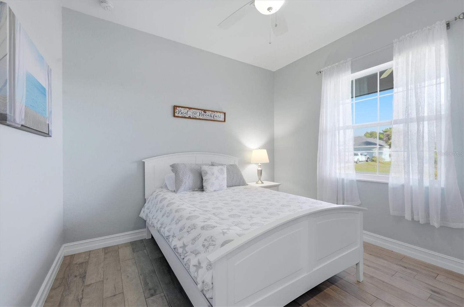 ROTONDA LAKES - Residential