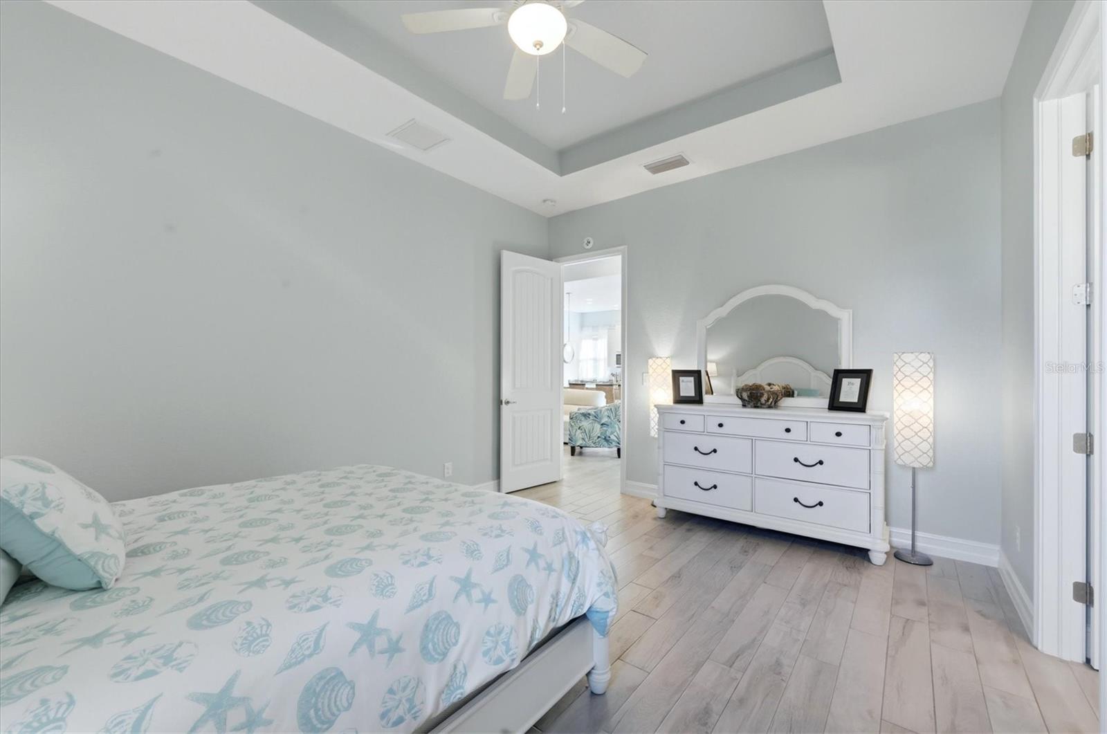 ROTONDA LAKES - Residential