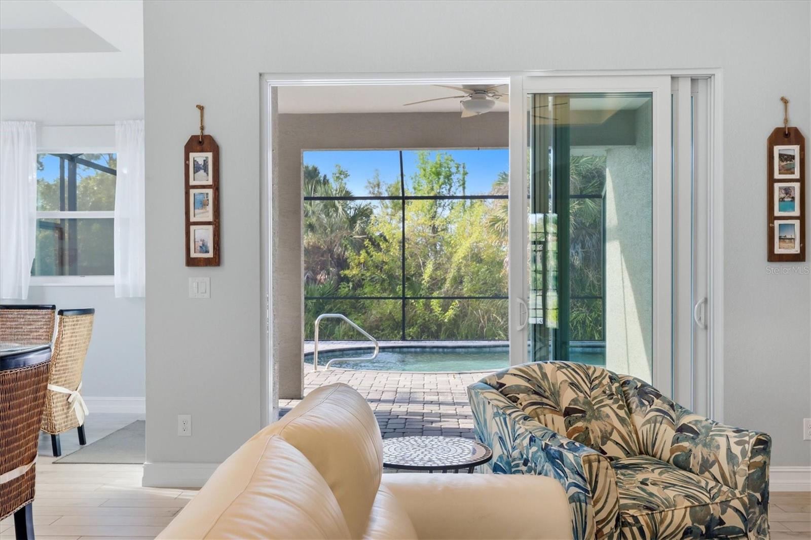 ROTONDA LAKES - Residential