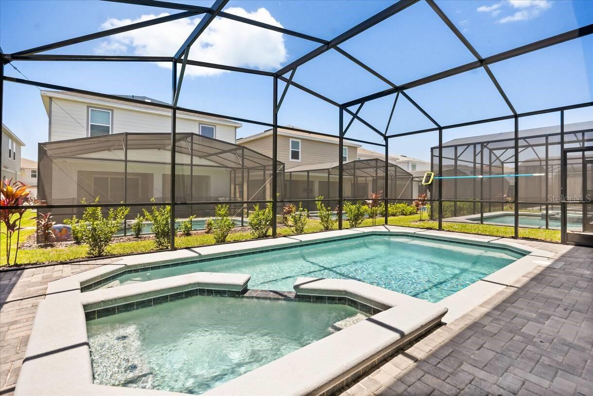 WINDSOR CAY PH 1 - Residential