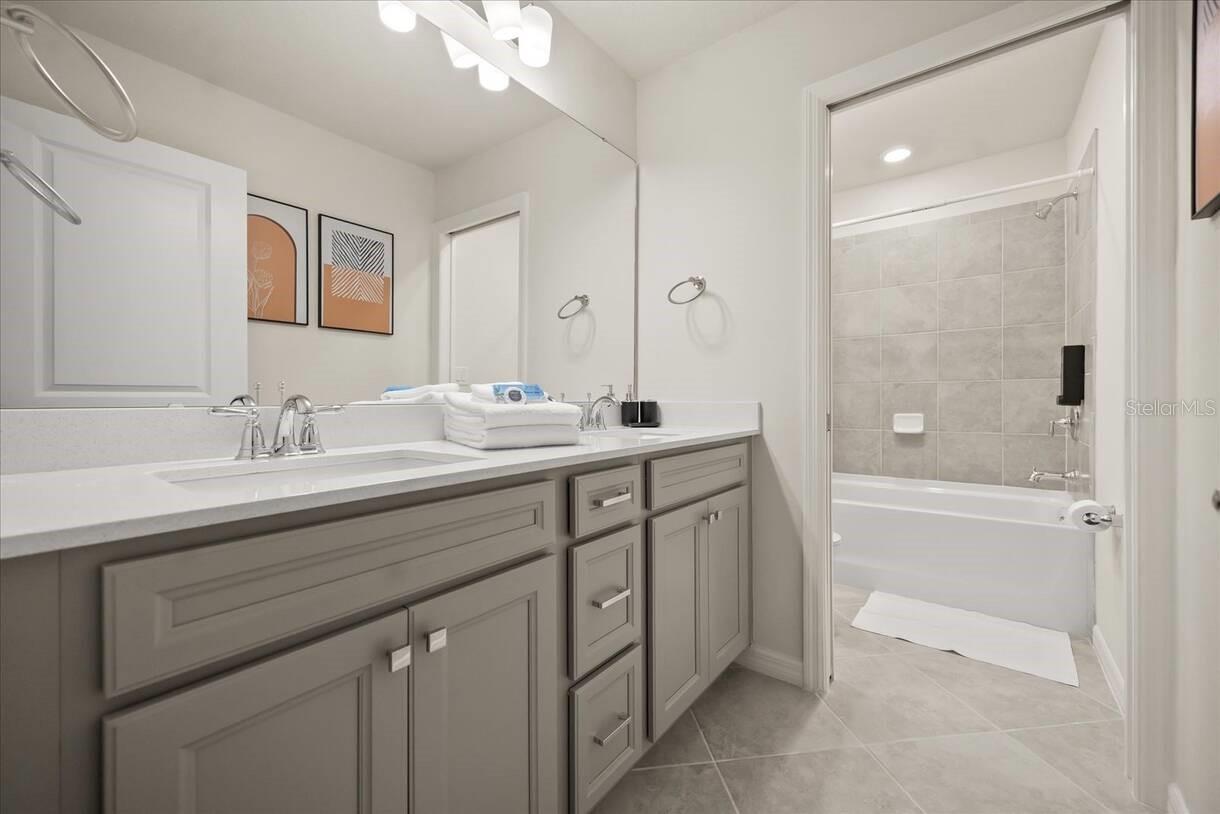 WINDSOR CAY PH 1 - Residential