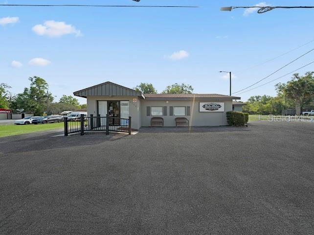 2750 N VOLUSIA AVENUE