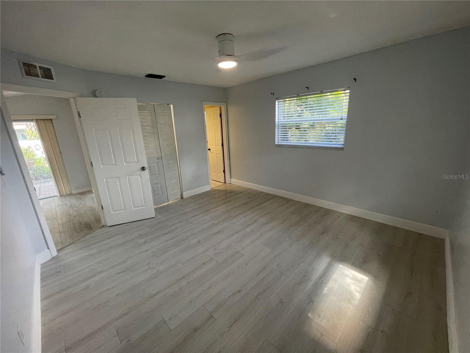 RIDGEWOOD GROVES - Residential Lease