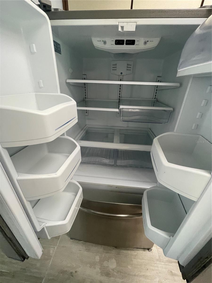 RIDGEWOOD GROVES - Residential Lease