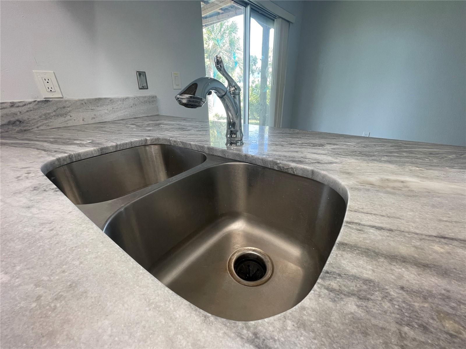 RIDGEWOOD GROVES - Residential Lease