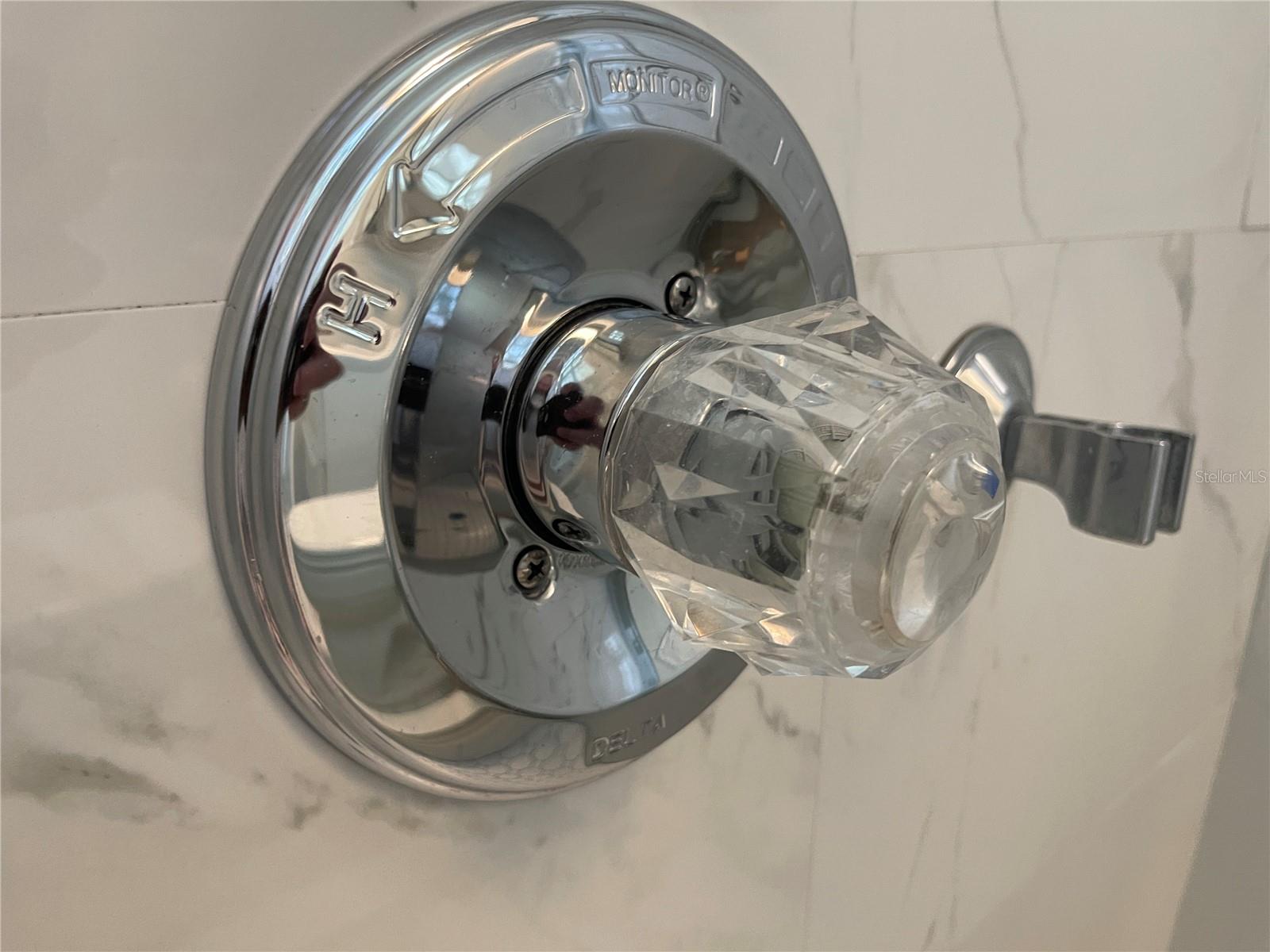 RIDGEWOOD GROVES - Residential Lease