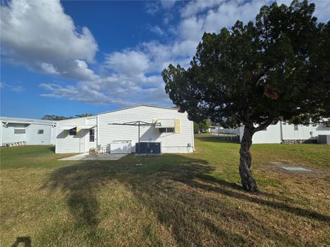 A home in PALM HARBOR