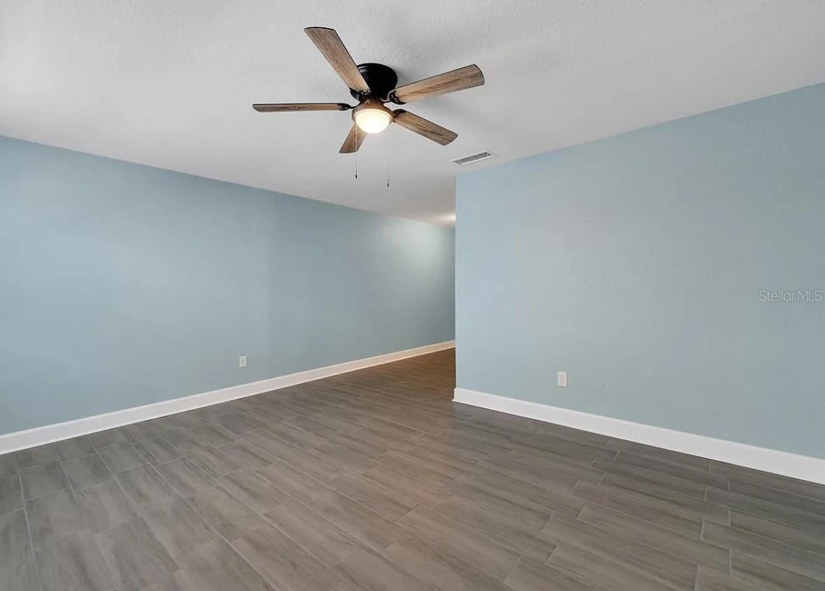 DIXIELAND REV - Residential Lease