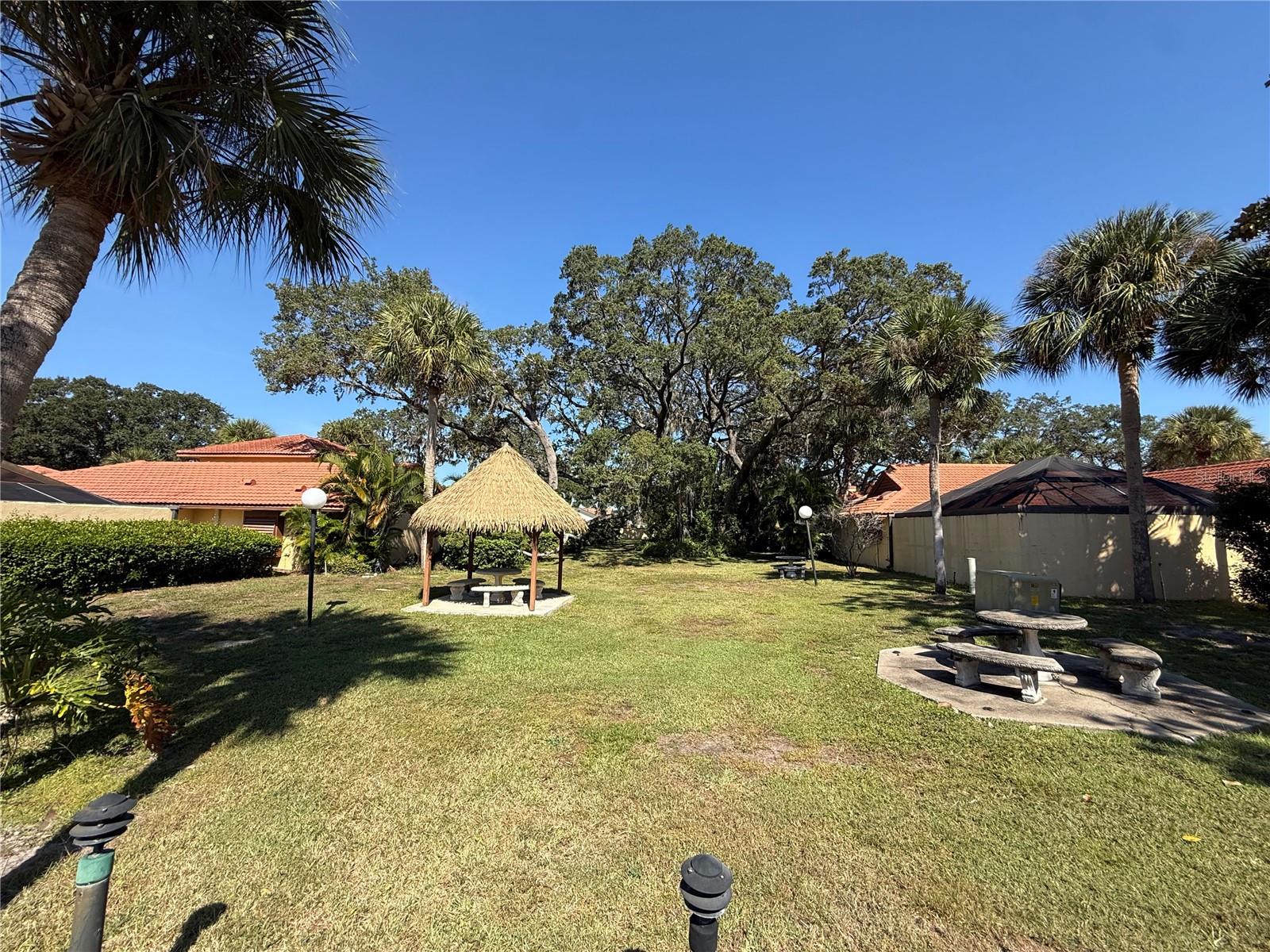 ISLAND CLUB AT ROSEMONT CONDO - Residential