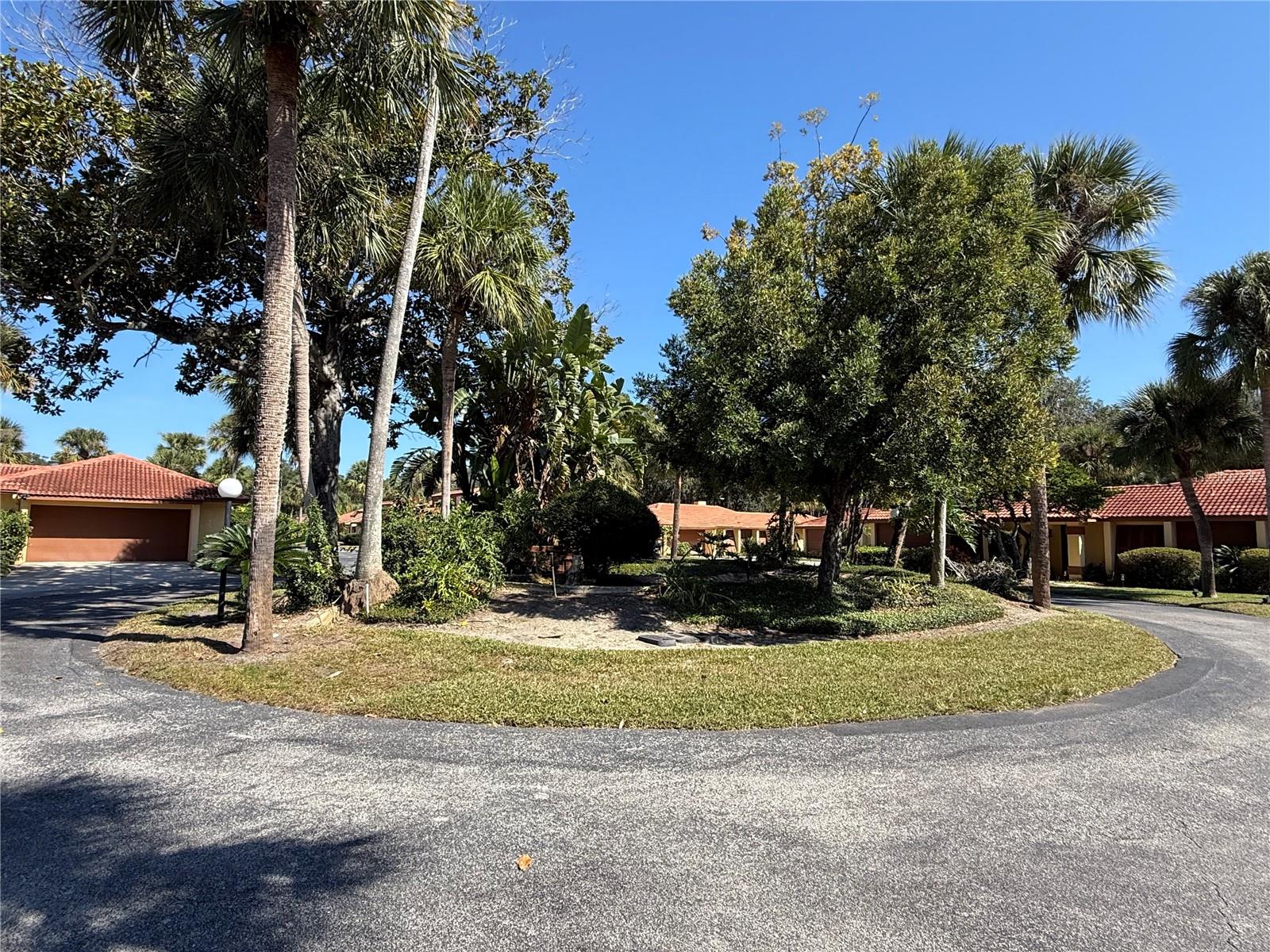 ISLAND CLUB AT ROSEMONT CONDO - Residential