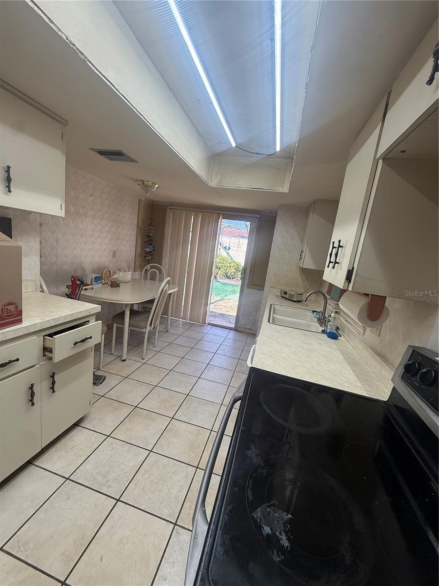 ISLAND CLUB AT ROSEMONT CONDO - Residential