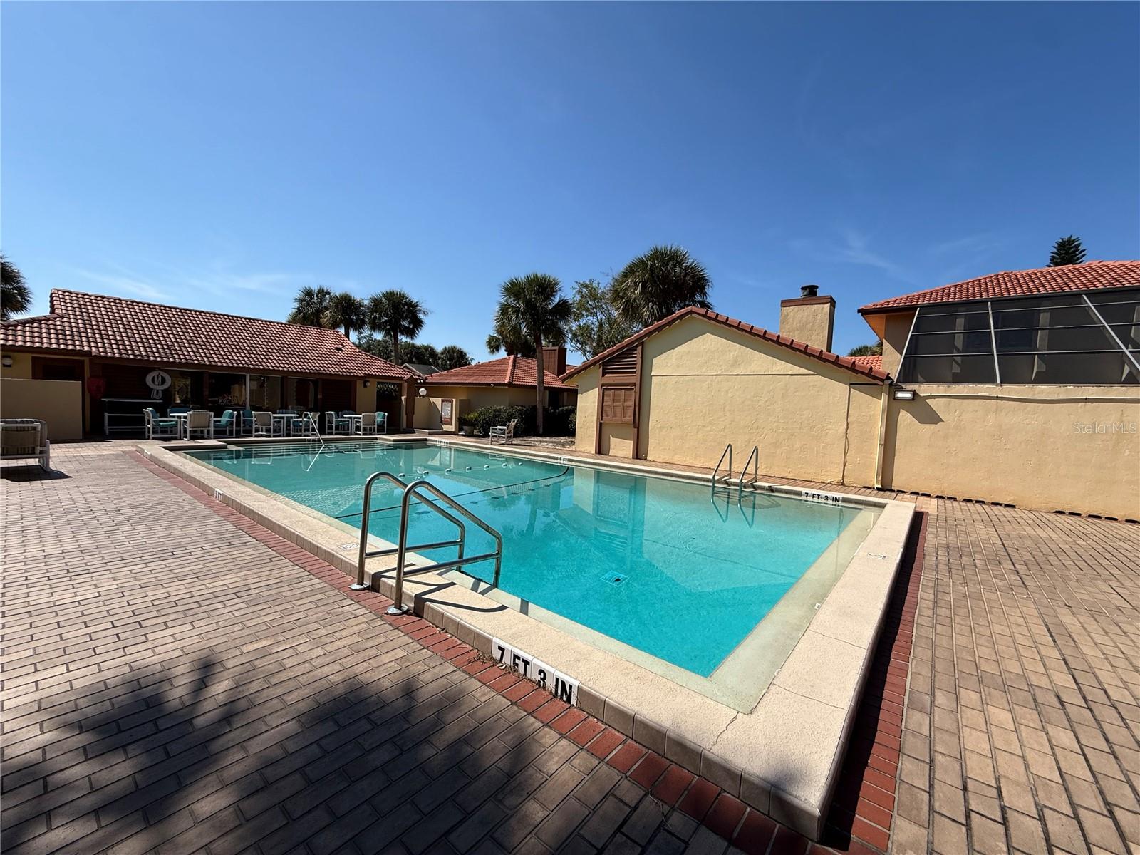 ISLAND CLUB AT ROSEMONT CONDO - Residential