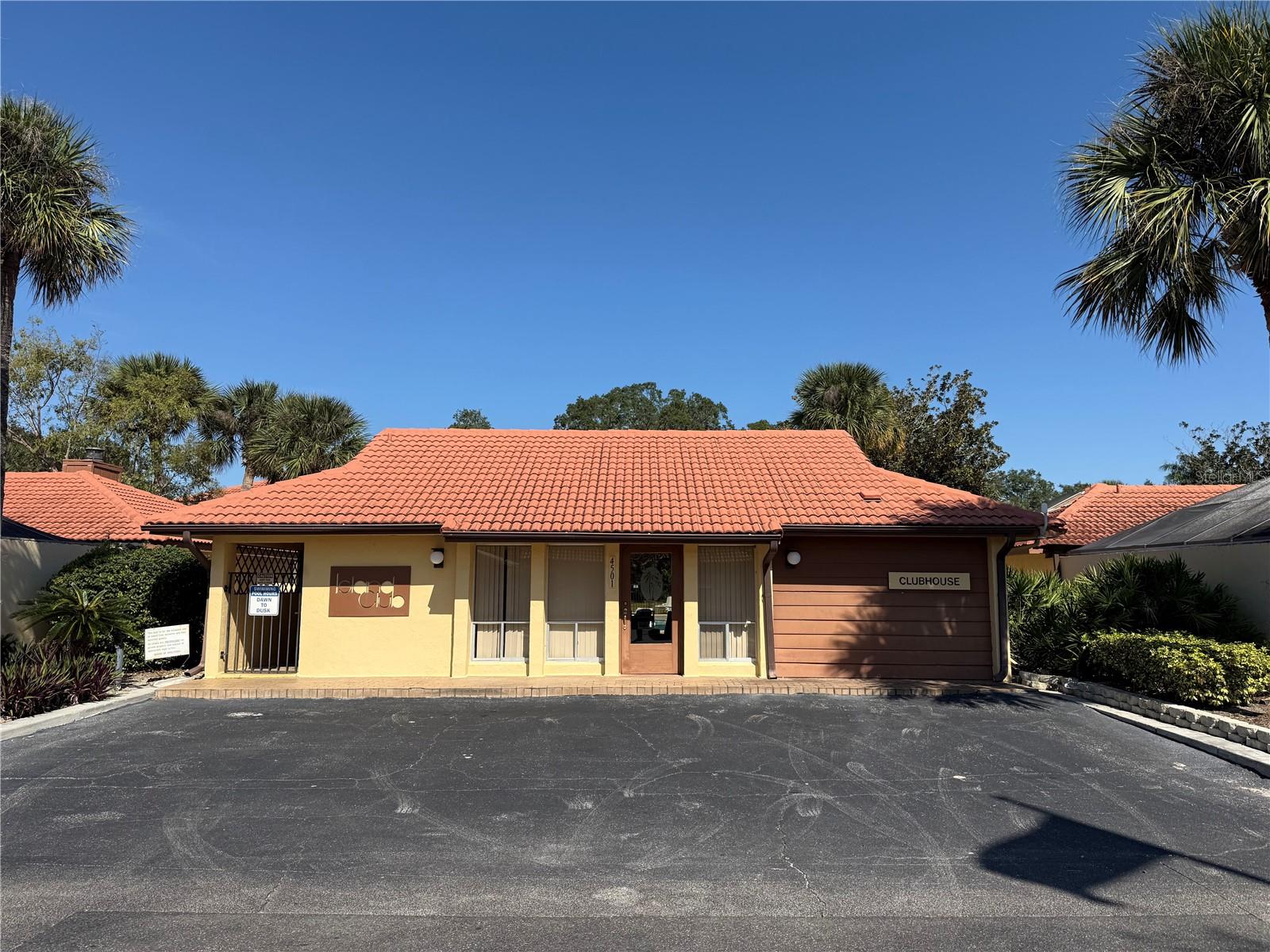 ISLAND CLUB AT ROSEMONT CONDO - Residential