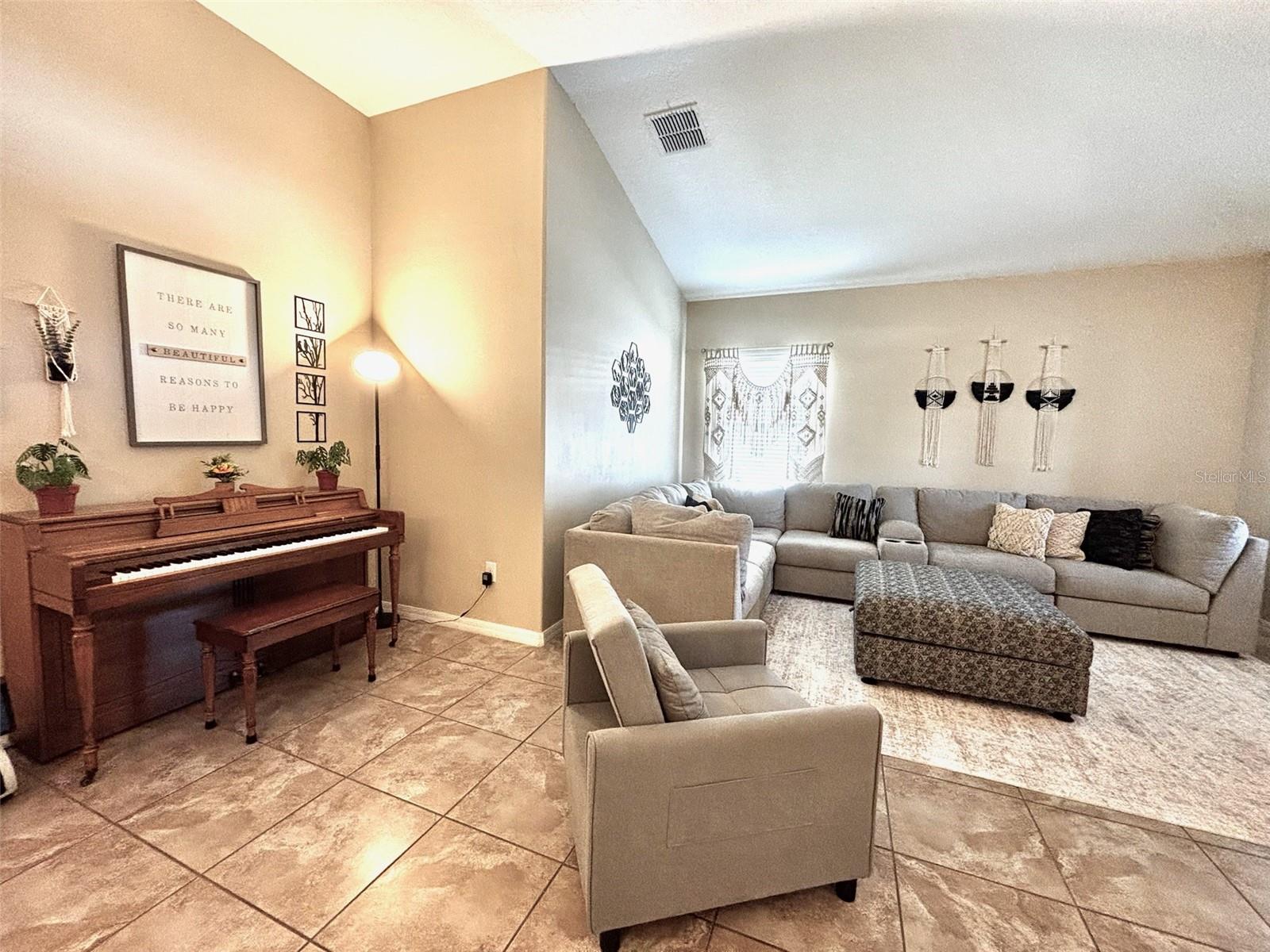 613 WABASH BREEZE CIRCLE