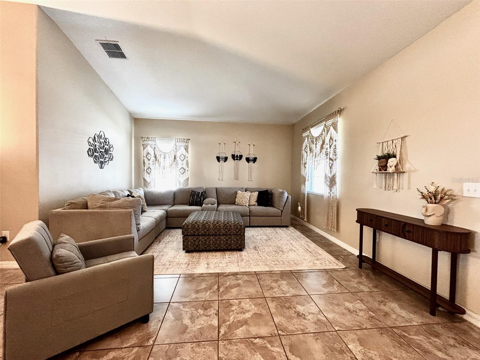 613 WABASH BREEZE CIRCLE