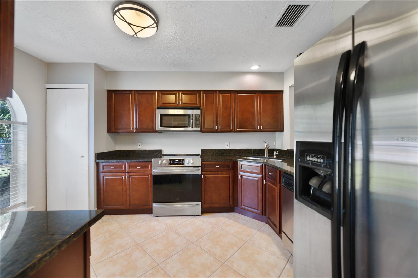 GOLDEN ACRES PH 02 - Residential