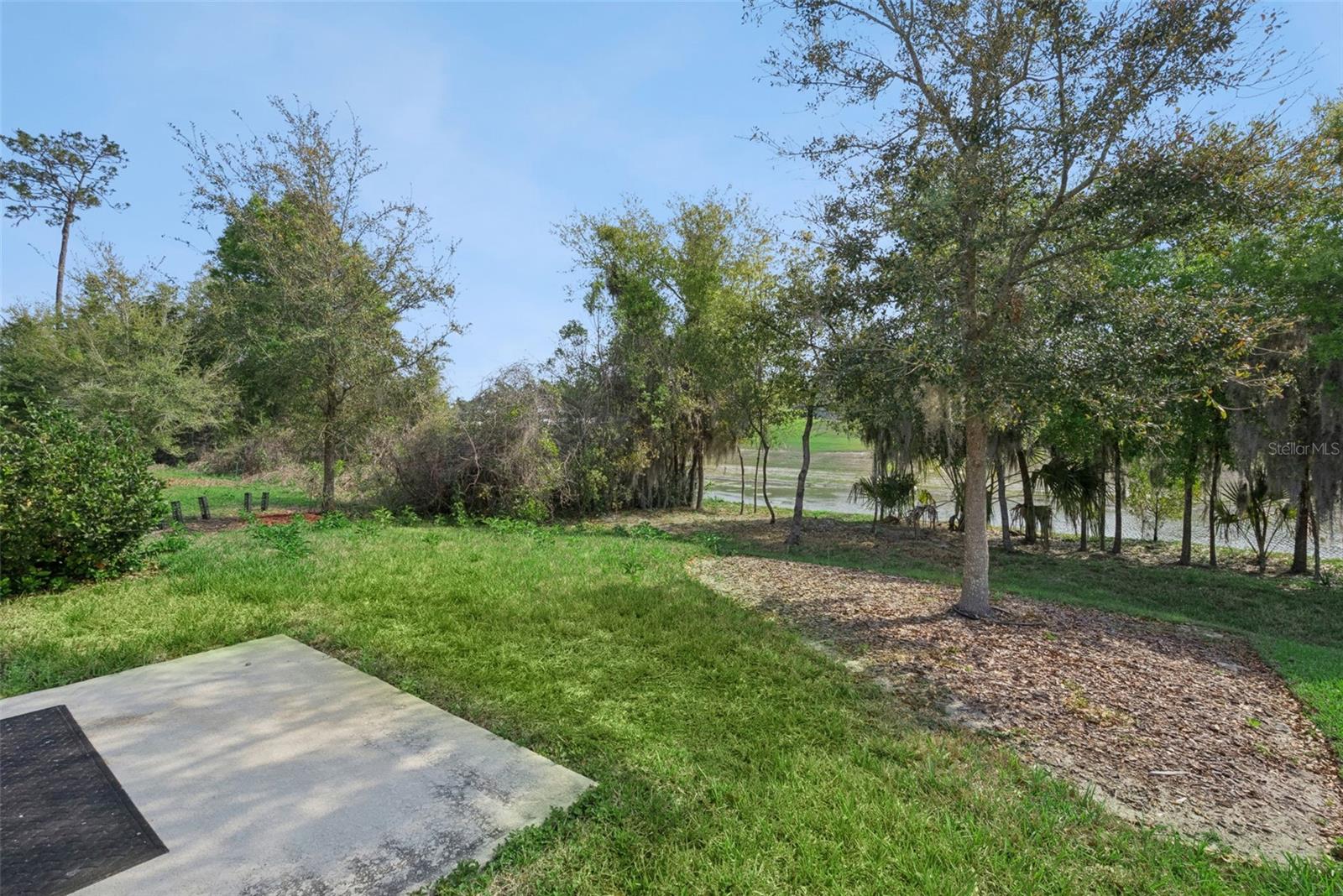 LINCOLN OAKS - Residential