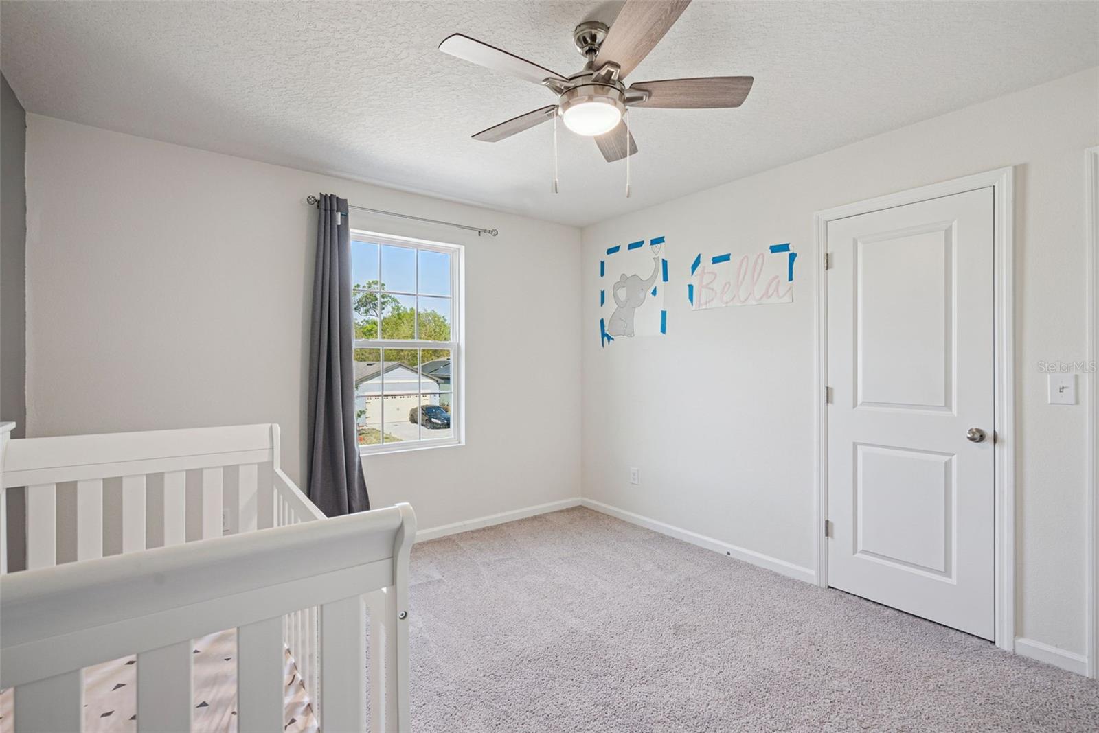 LINCOLN OAKS - Residential