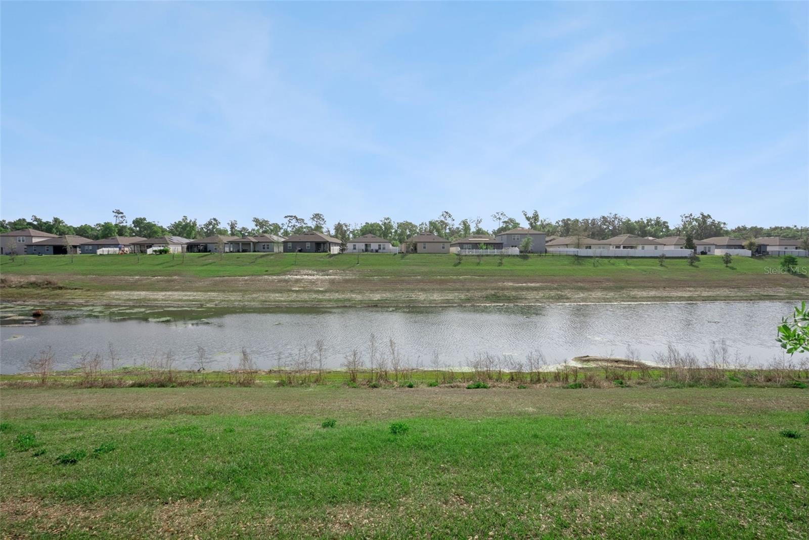 LINCOLN OAKS - Residential