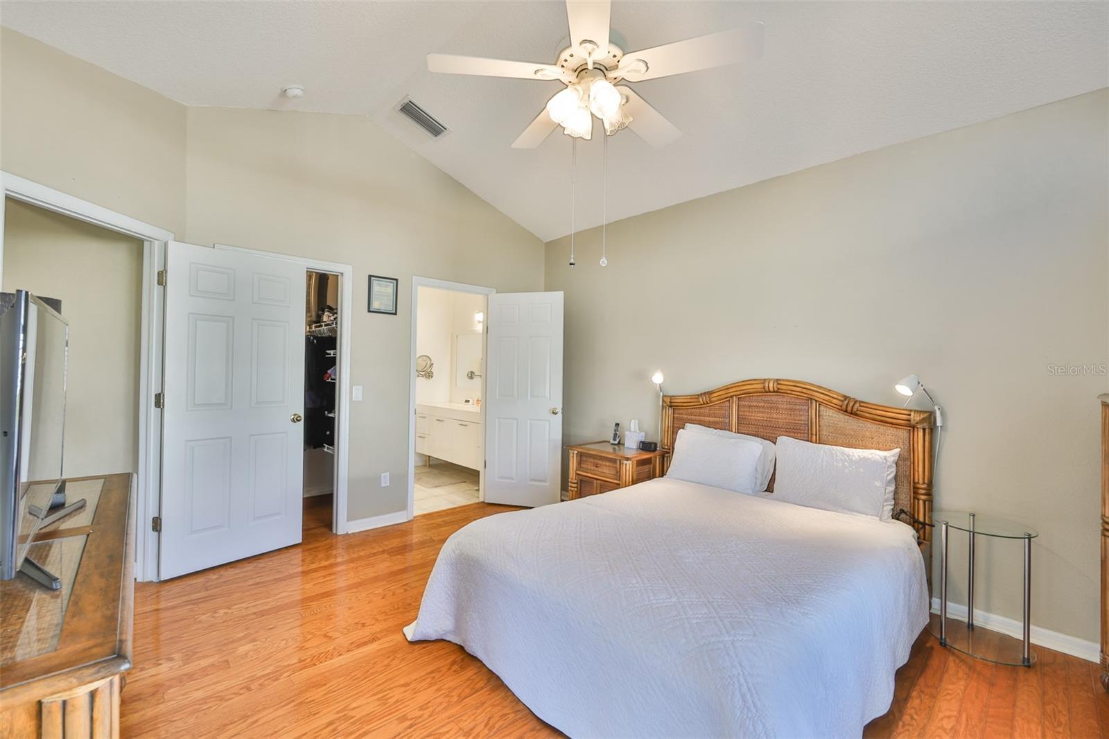 FAIRWAY PALMS A CONDO - Residential